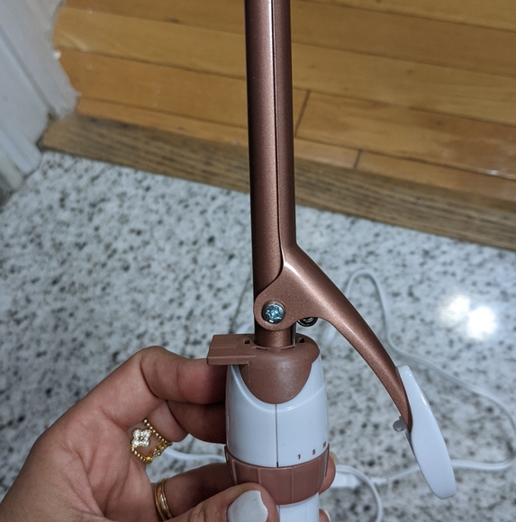 Conair 1/2 inch Curling iron - Picture 1 of 5